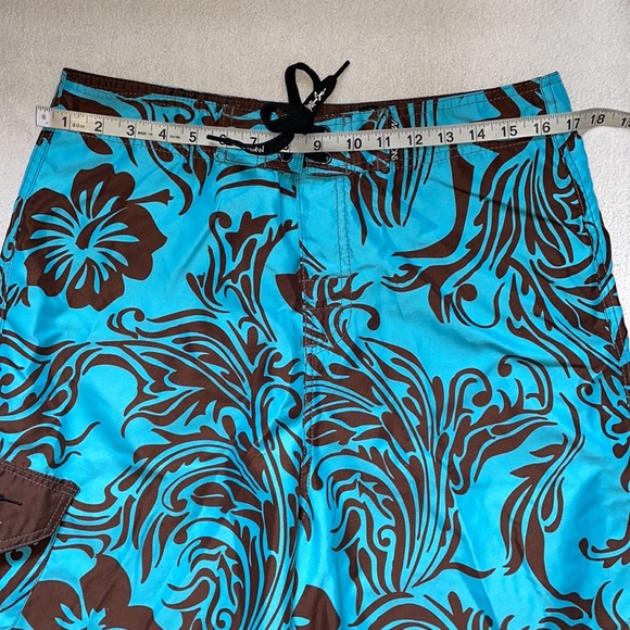 Maui and Sons Bright Blue and Brown Designs Board-shorts (Size: 32) - Picture 10 of 12